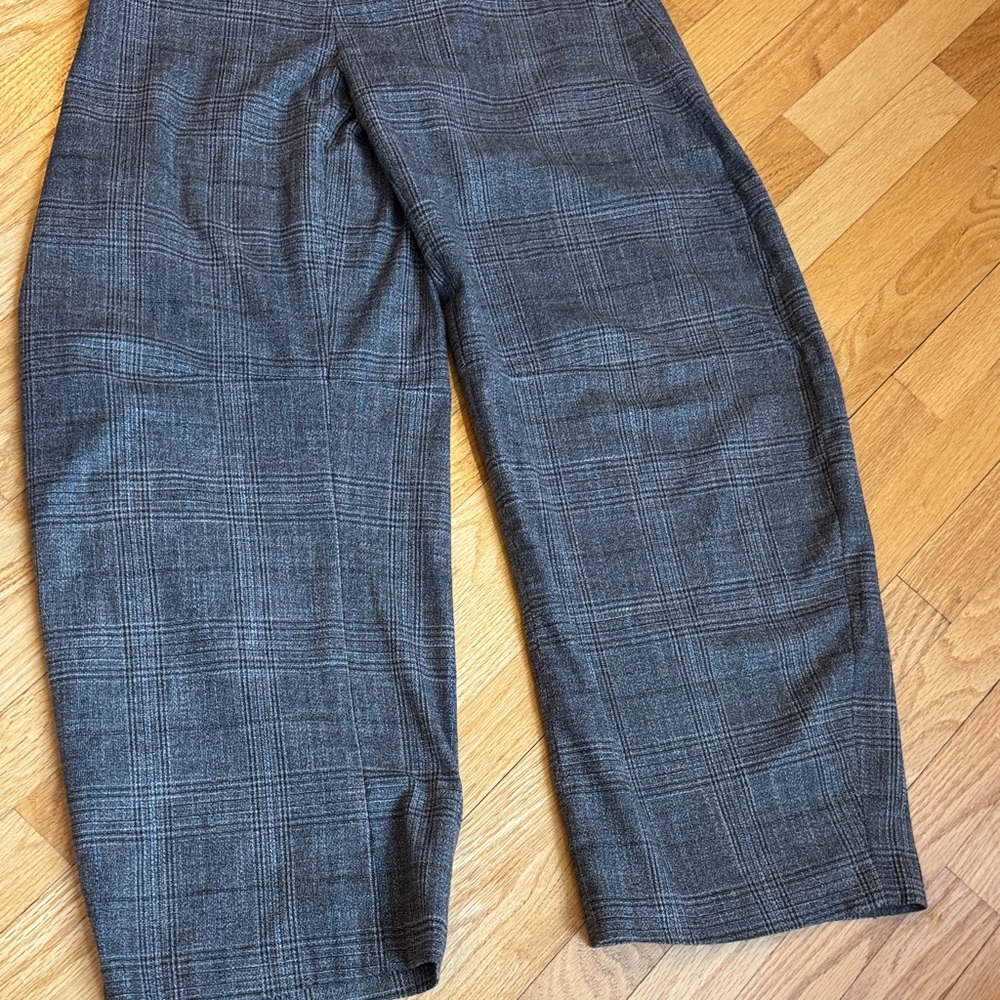 Womens trouserGray Plaid Pants - Picture 3 of 4